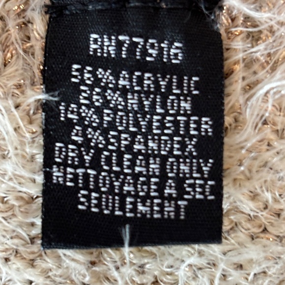 Anthropologie Akemi + Kin Poncho/Sweater OS‎ Gold Metallic Shimmer Eyelash Cape - Picture 8 of 10